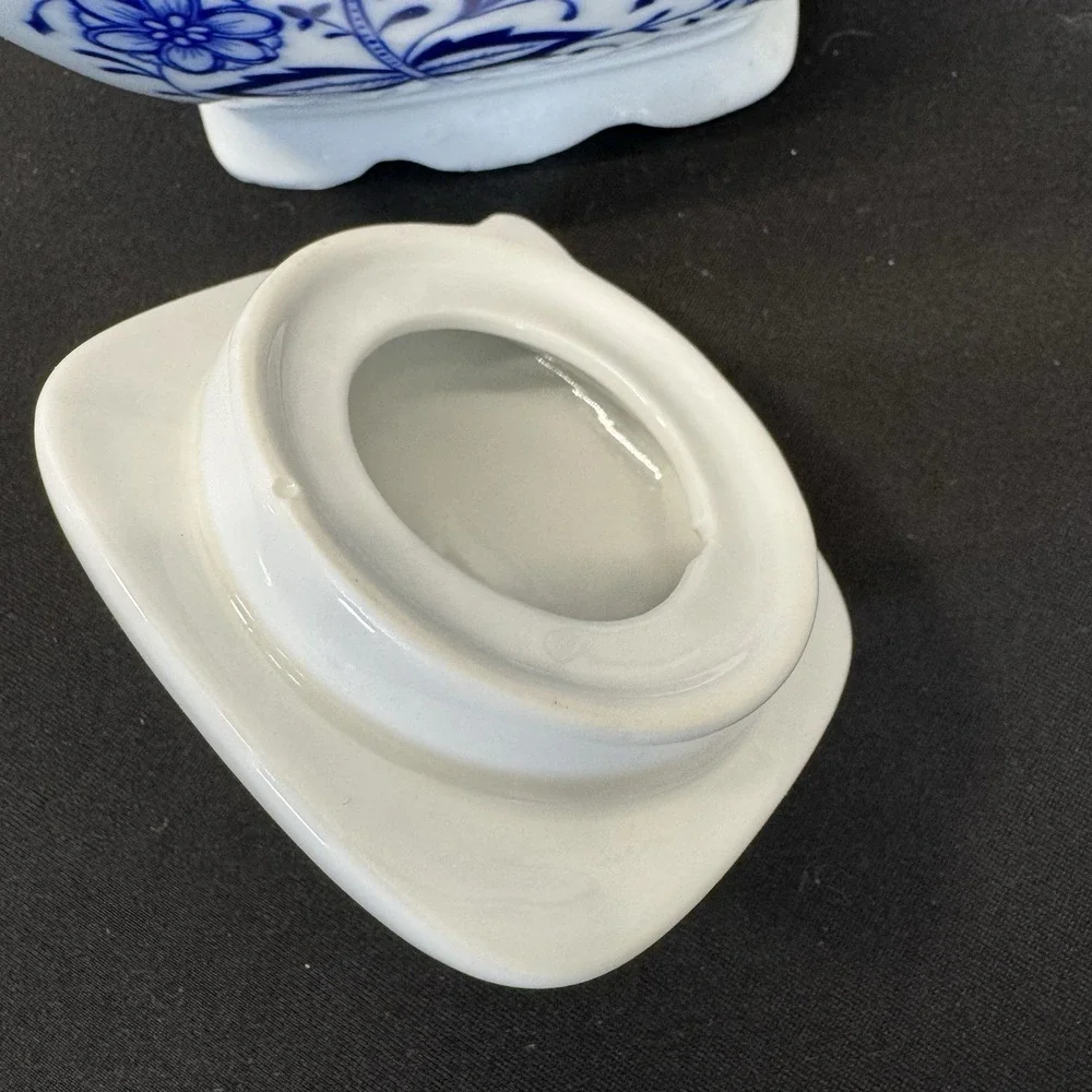 Vintage Blue &‎ White Onion Pattern German TEE Kettle